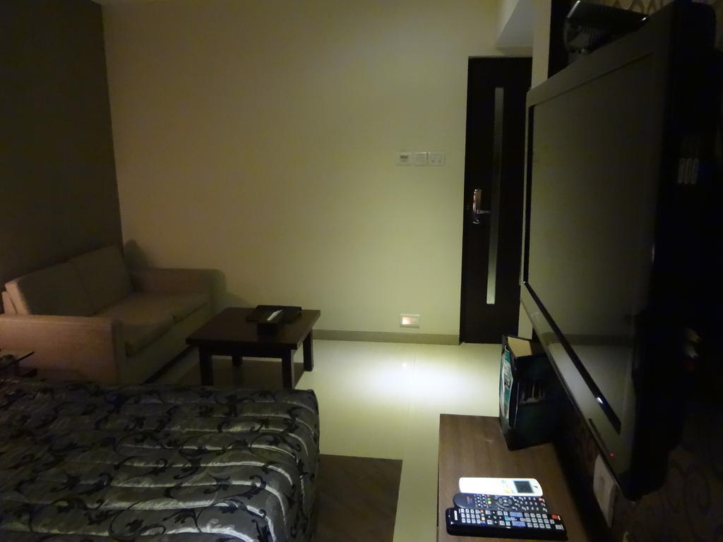 Hotel Capitol Thane Zewnętrze zdjęcie