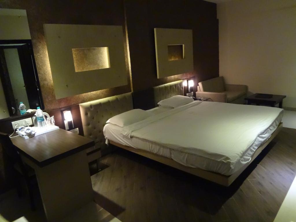 Hotel Capitol Thane Pokój zdjęcie