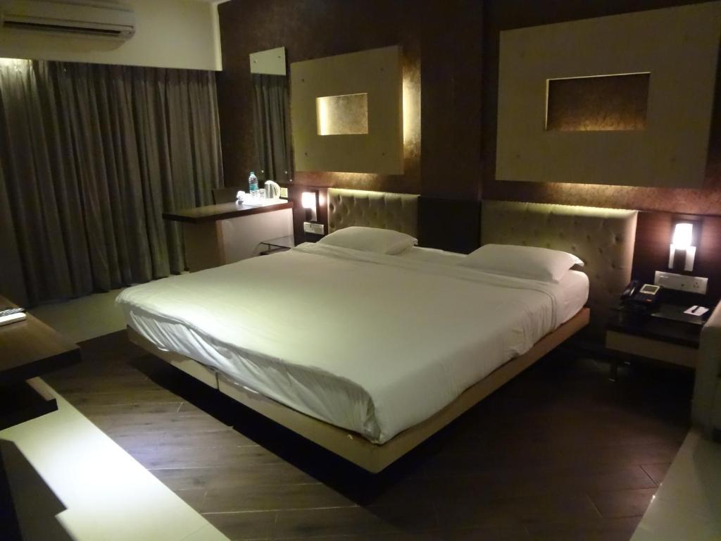Hotel Capitol Thane Pokój zdjęcie
