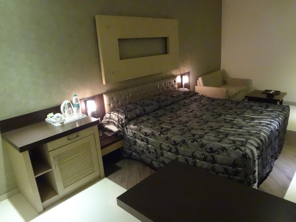 Hotel Capitol Thane Pokój zdjęcie