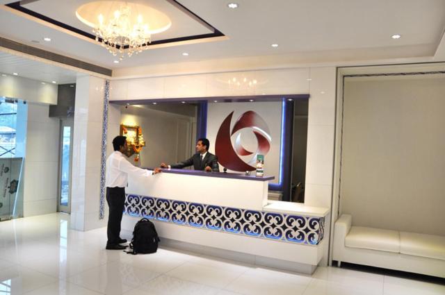 Hotel Capitol Thane Zewnętrze zdjęcie