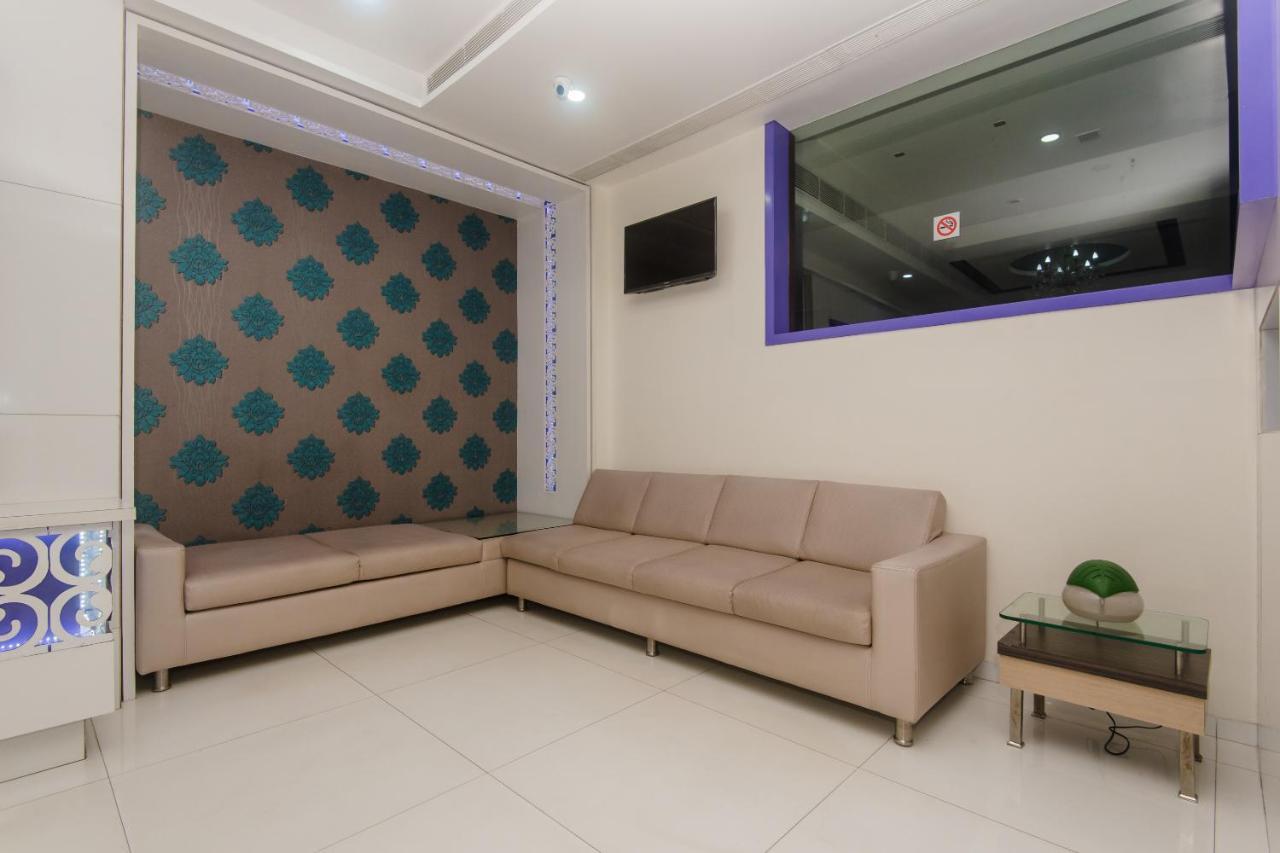 Hotel Capitol Thane Zewnętrze zdjęcie
